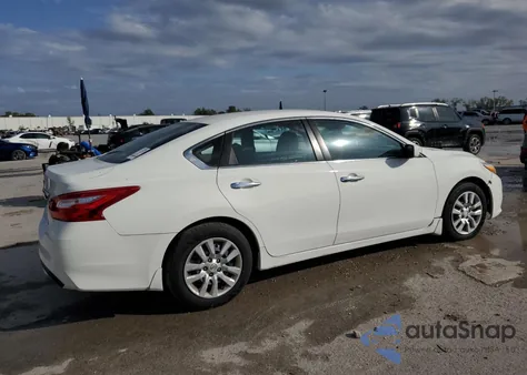2017 Nissan Altima 2.5 z USA, uszkodzony, nr VIN 1N4AL3AP2HC139247